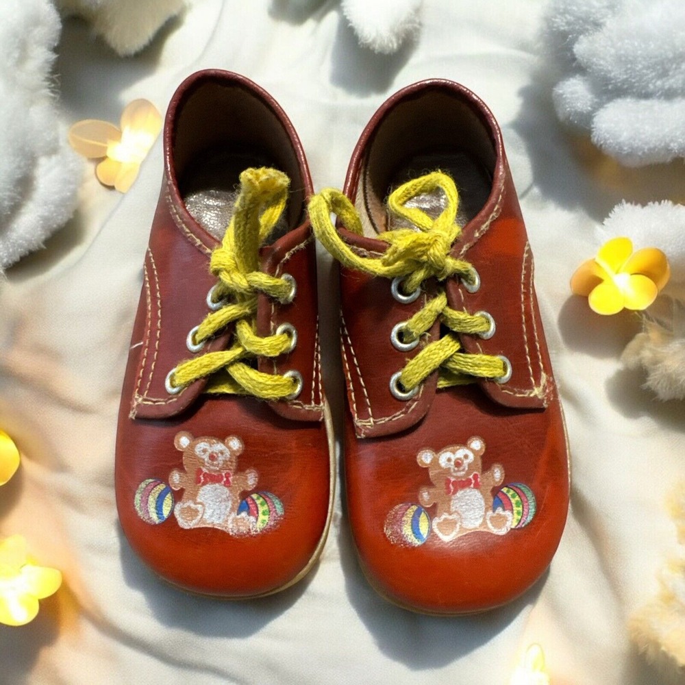 Vintage Retro Cradle Jumpers Toddler Shoes Teddy Bear Toys Design Sz 5 Made USA